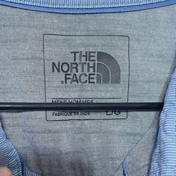 The North Face Button Down Short Sleeve Mens Shirt Light Blue Striped Pocket - Picture 5 of 8